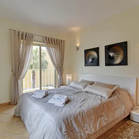 Peti Villa *